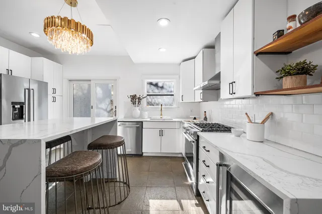 $1,400,000 | 1932 Pine Street, Philadelphia, PA 19103