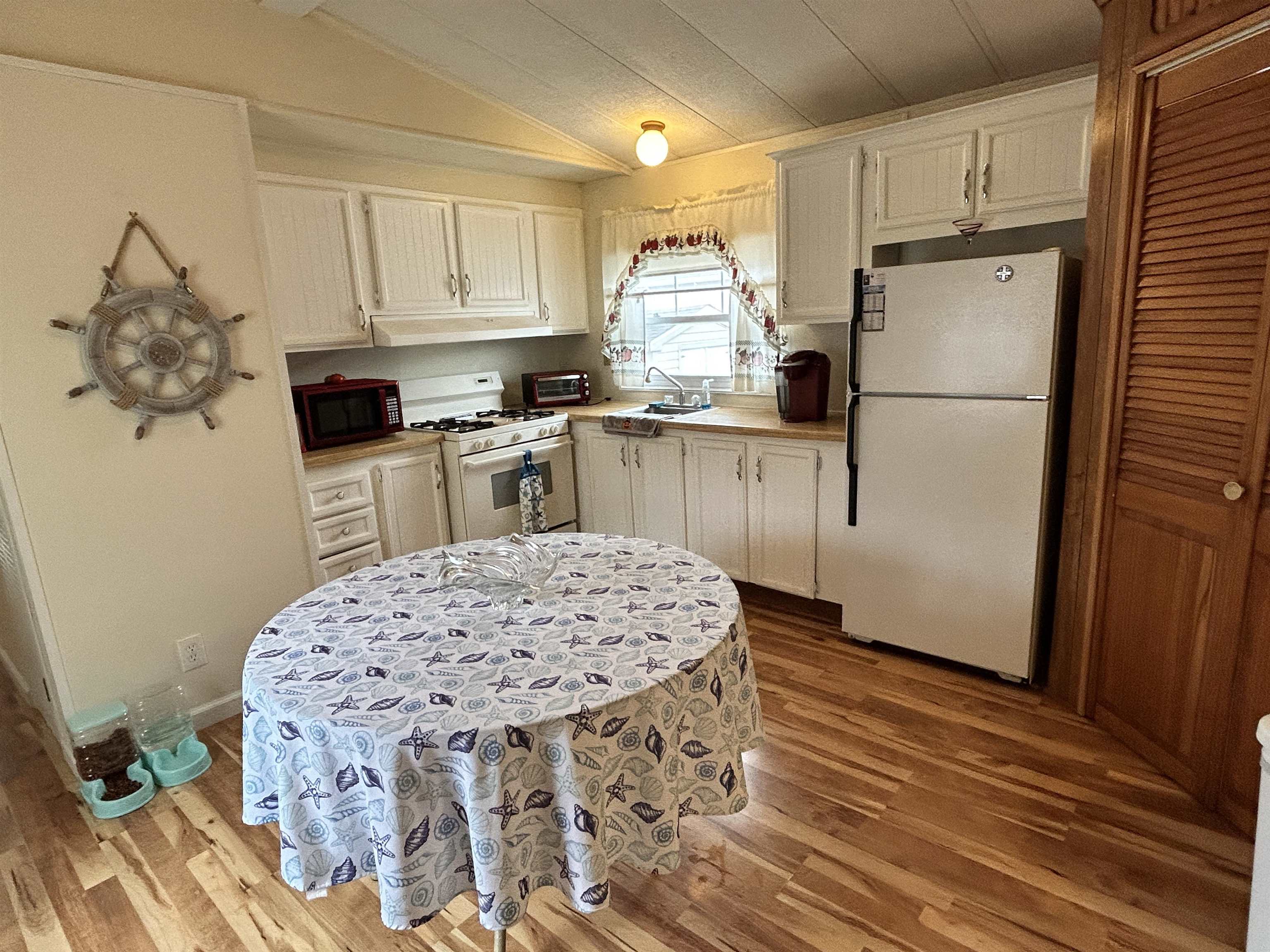 309 North Grande Rio Grande, NJ 08242 - Photo 10 of 30 Gallery Image 10