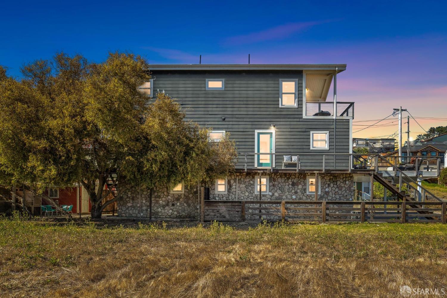 312 Kent Road Pacifica, CA 94044 - Photo 65 of 70 a view of a house with a yard