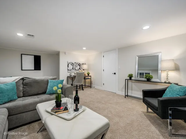 $329,990 | 932 North Wheeling Road, Mount Prospect, IL 60056