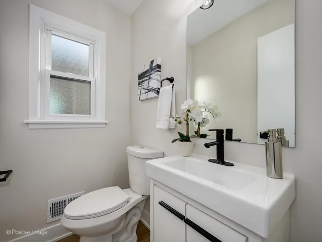 $329,990 | 932 North Wheeling Road, Mount Prospect, IL 60056