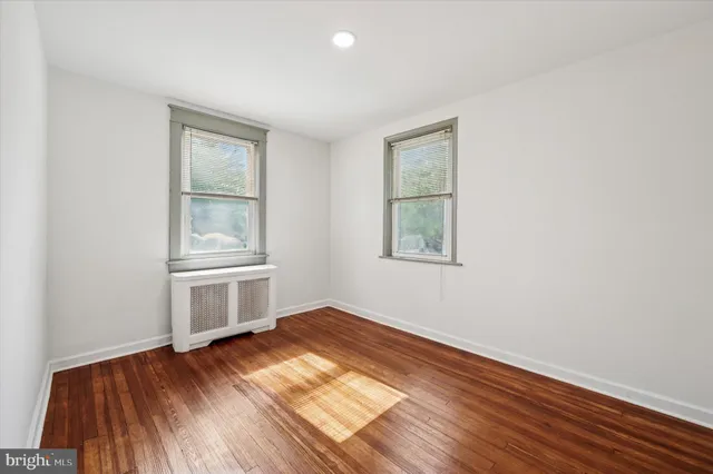 $193,000 | 924 Pitman Avenue, Darby, PA 19023