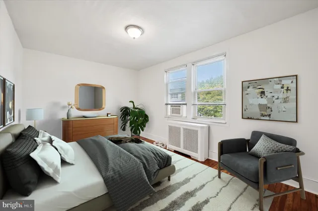 $193,000 | 924 Pitman Avenue, Darby, PA 19023