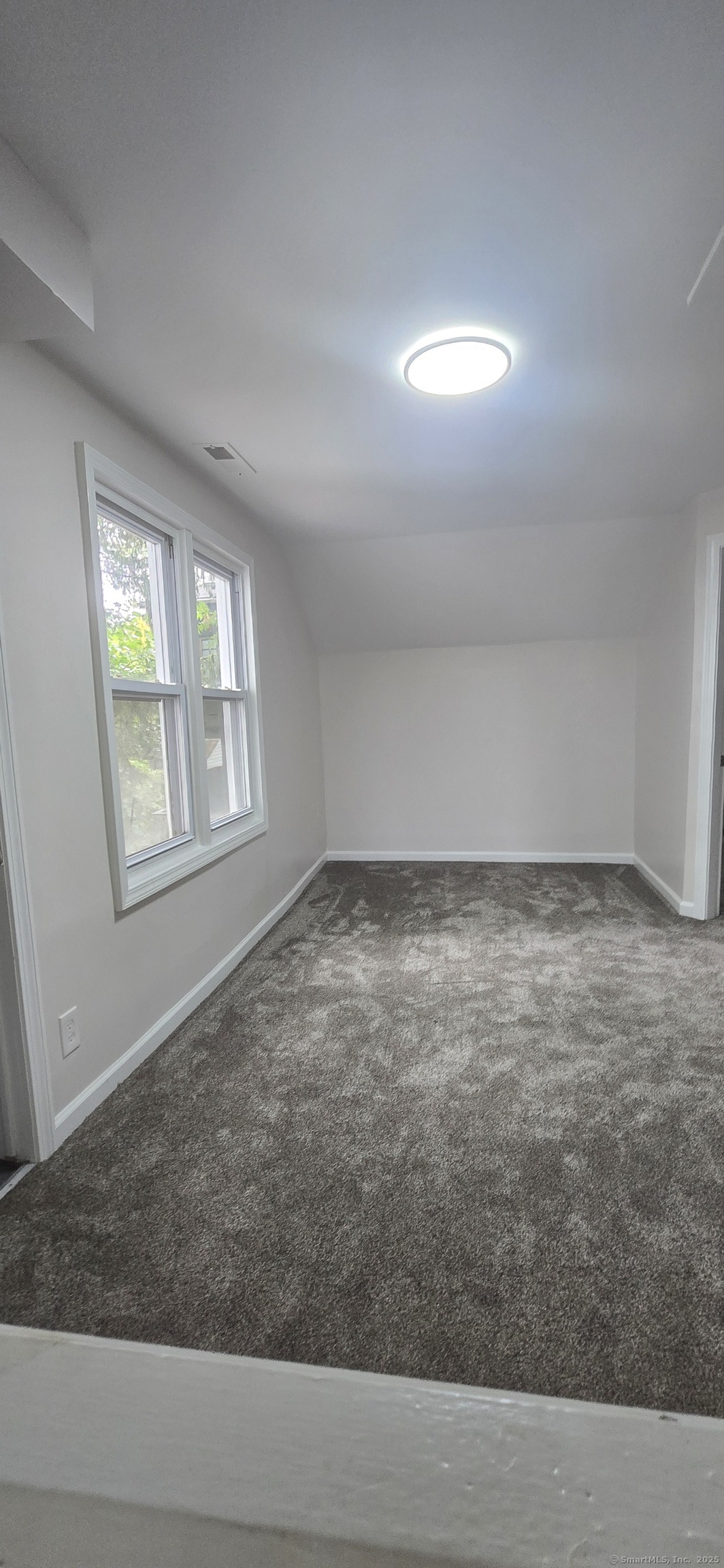 571 Wilson Street Waterbury, CT 06708 - Photo 15 of 23