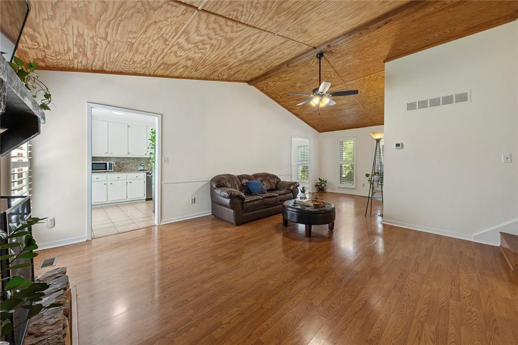 154 West Putnam Ferry Road Woodstock, GA 30189 - Photo 8 of 48