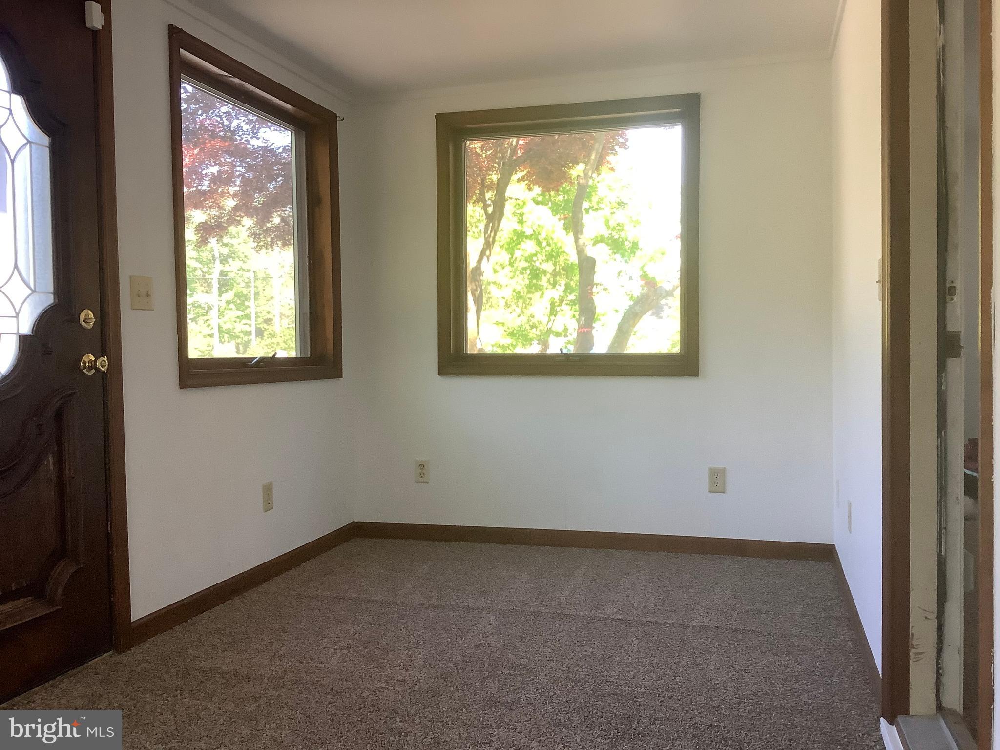 207 Sharp Road Denton, MD 21629 - Photo 13 of 30 Front Porch Room