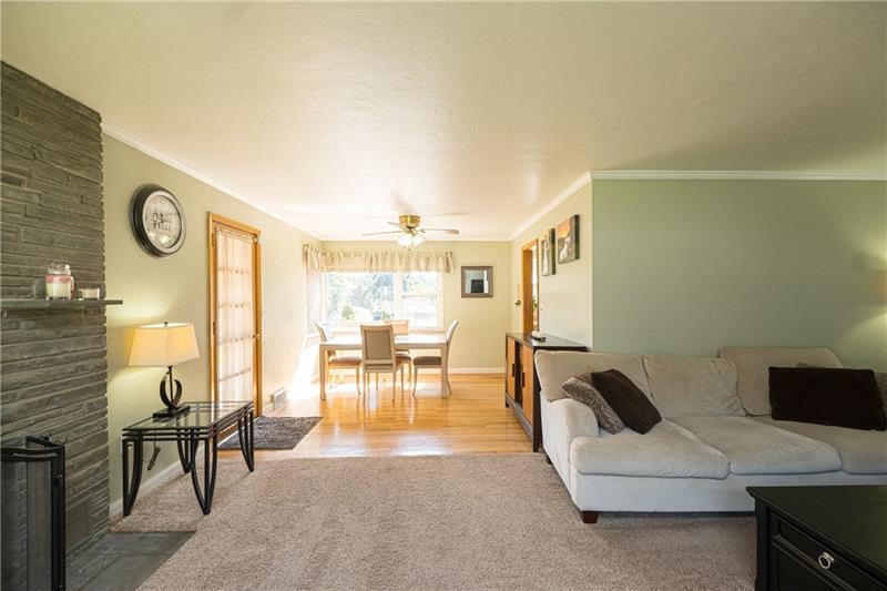 1559 West Ingomar Road Pittsburgh, PA 15237 - Photo 5 of 25 Gallery Image 5