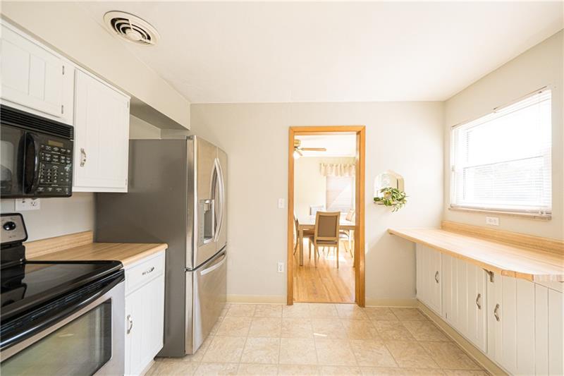 1559 West Ingomar Road Pittsburgh, PA 15237 - Photo 7 of 25 Gallery Image 7