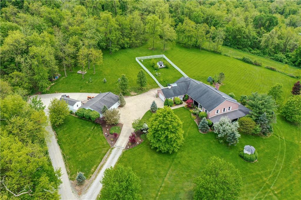 178 Buckingham Road Scenery Hill, PA 15360 - Photo 3 of 30