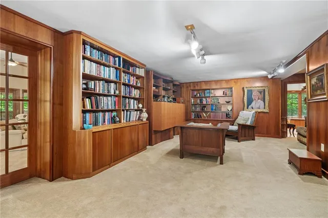 $1,900,000 | 337 Fox Chapel Road, Pittsburgh, PA 15238