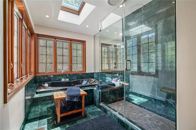 $1,900,000 | 337 Fox Chapel Road, Pittsburgh, PA 15238