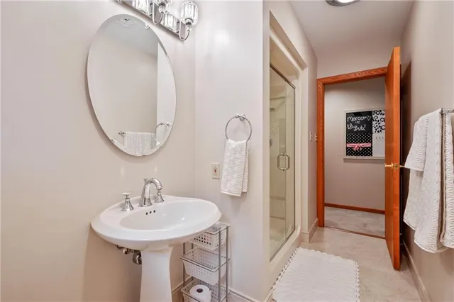 $1,900,000 | 337 Fox Chapel Road, Pittsburgh, PA 15238