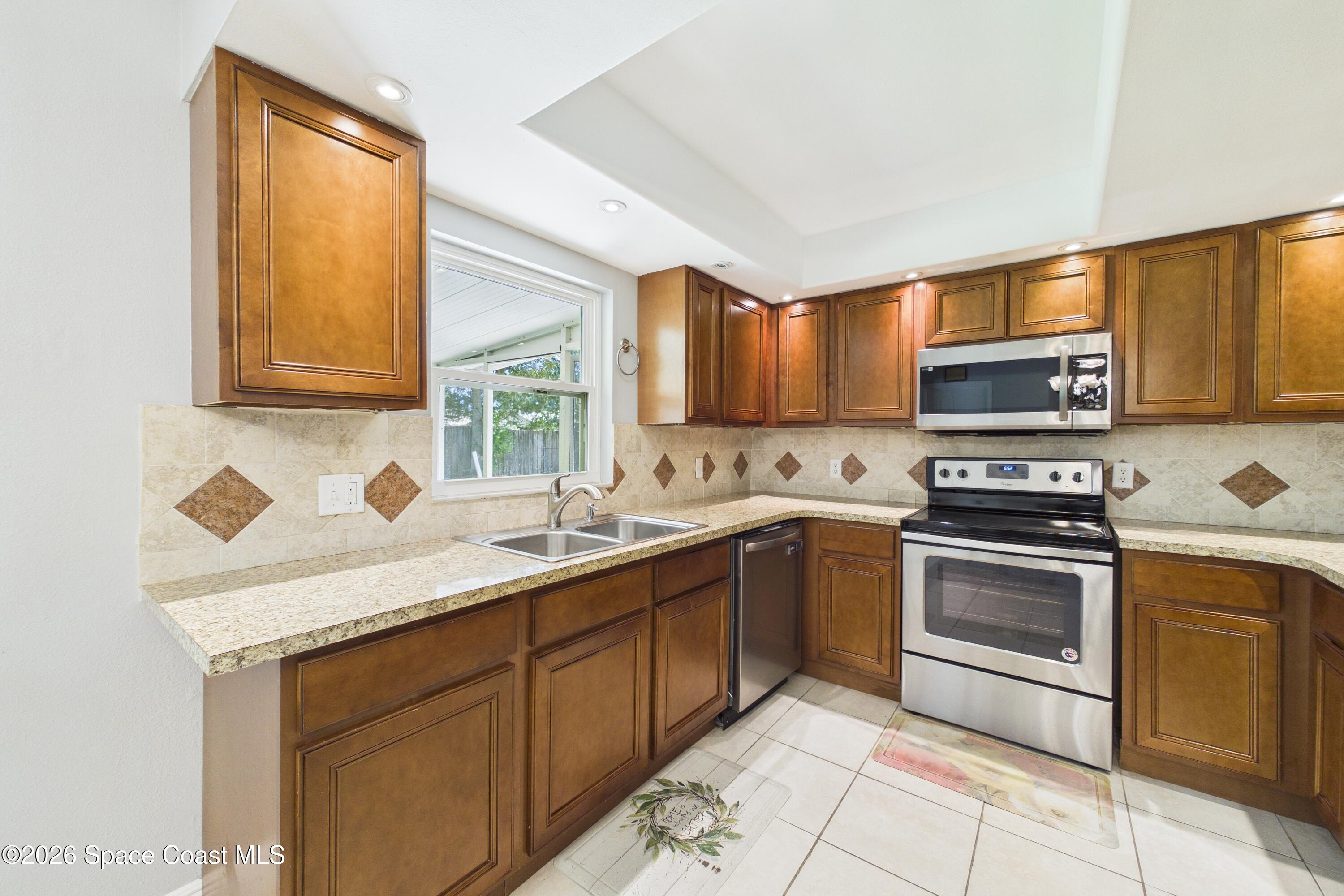 1964 West Shores Road Melbourne, FL 32935 - Photo 17 of 64 CAM01604G0-PR0630-STILL053