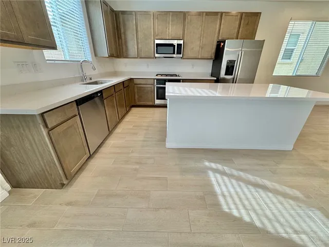 $2,700 | 9897 Angel Valley Drive, Las Vegas, NV 89178