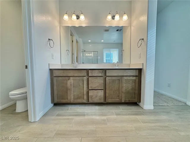 $2,700 | 9897 Angel Valley Drive, Las Vegas, NV 89178