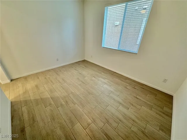 $2,700 | 9897 Angel Valley Drive, Las Vegas, NV 89178