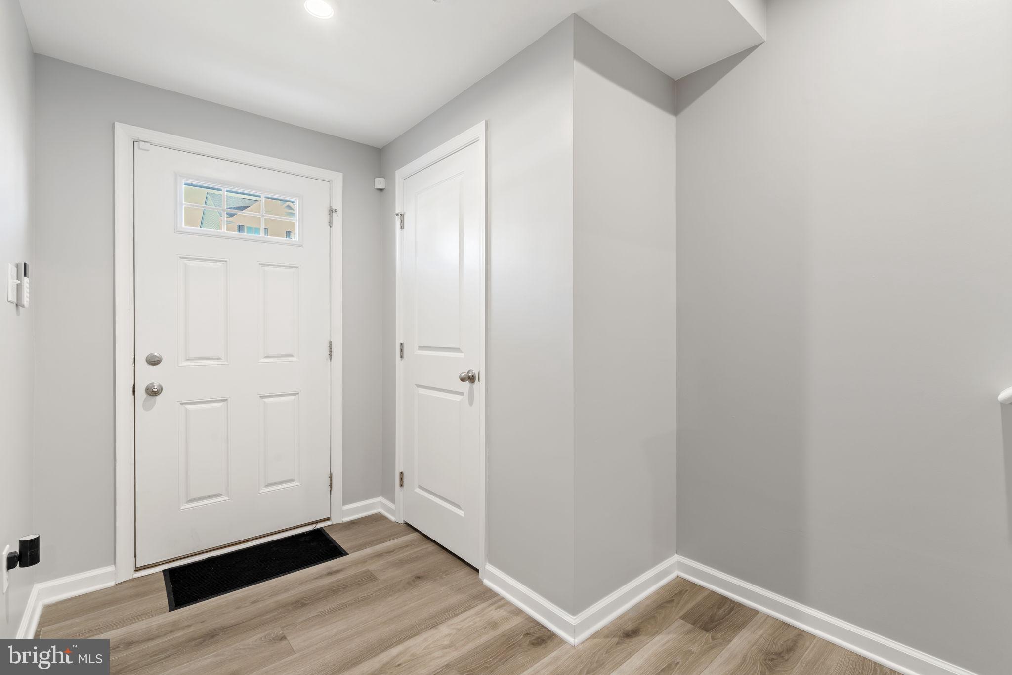 25 Wendowski Street Beverly, NJ 08010 - Photo 4 of 29 a view of room with hardwood floor