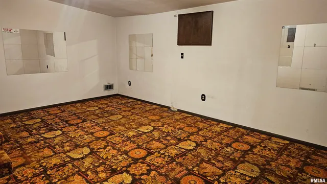 $65,000 | 706 North 11th Avenue, Canton, IL 61520