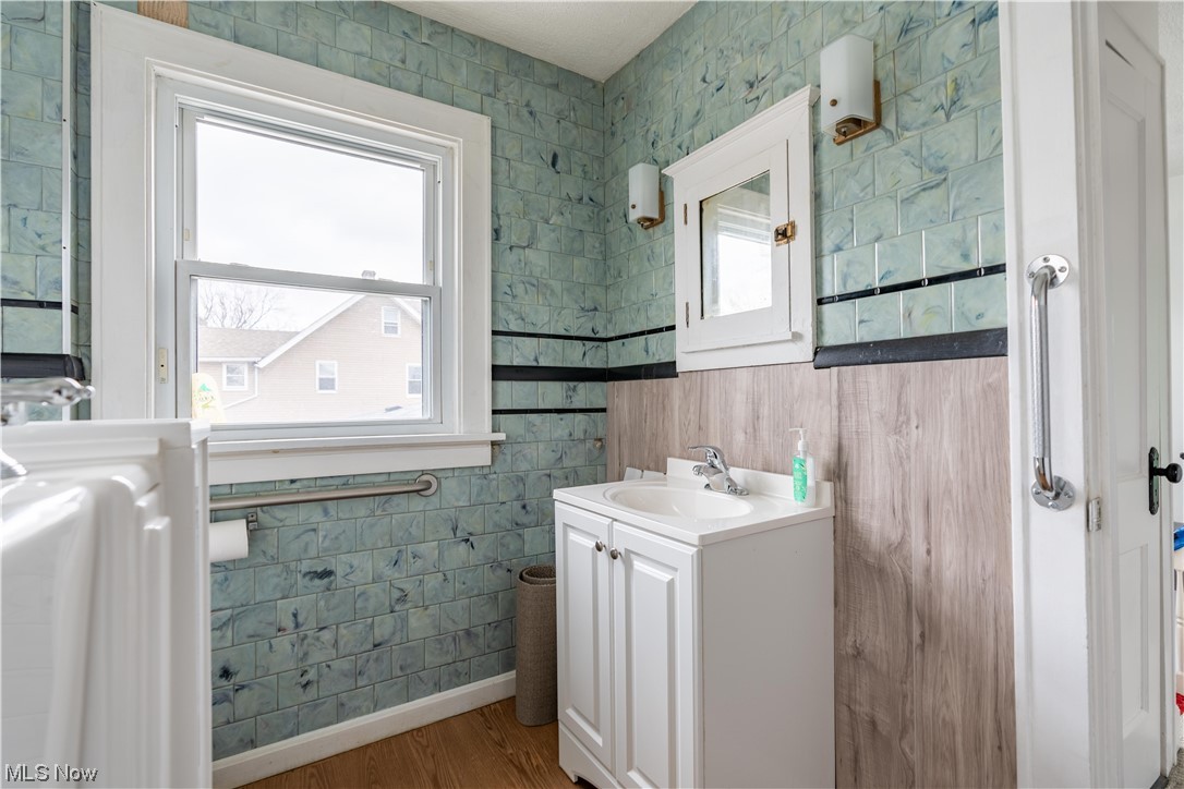 127 East Wilbeth Road Akron, OH 44301 - Photo 17 of 29