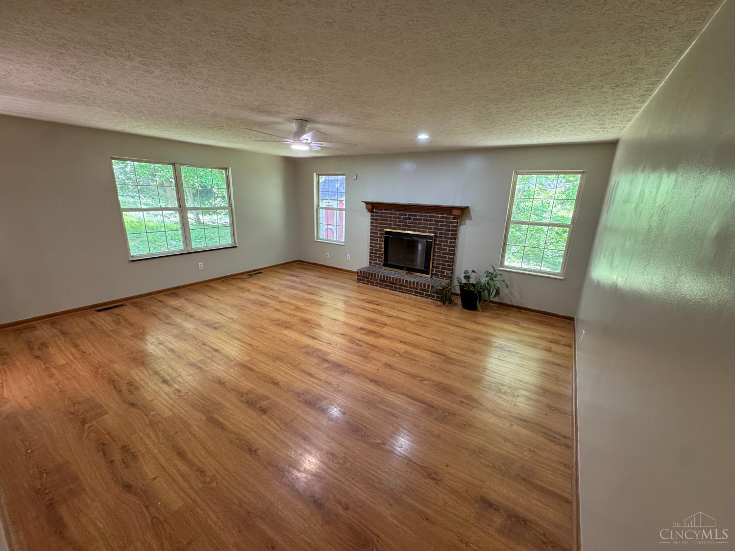 6954 Bridges Road Cincinnati, OH 45230 - Photo 26 of 43