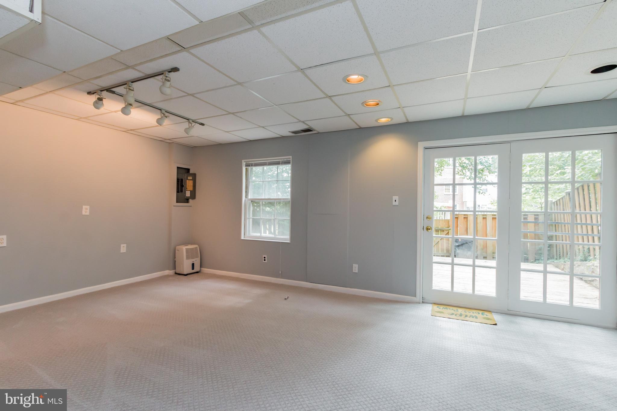 15 Oak Shade Road Gaithersburg, MD 20878 - Photo 25 of 30 Gallery Image 25