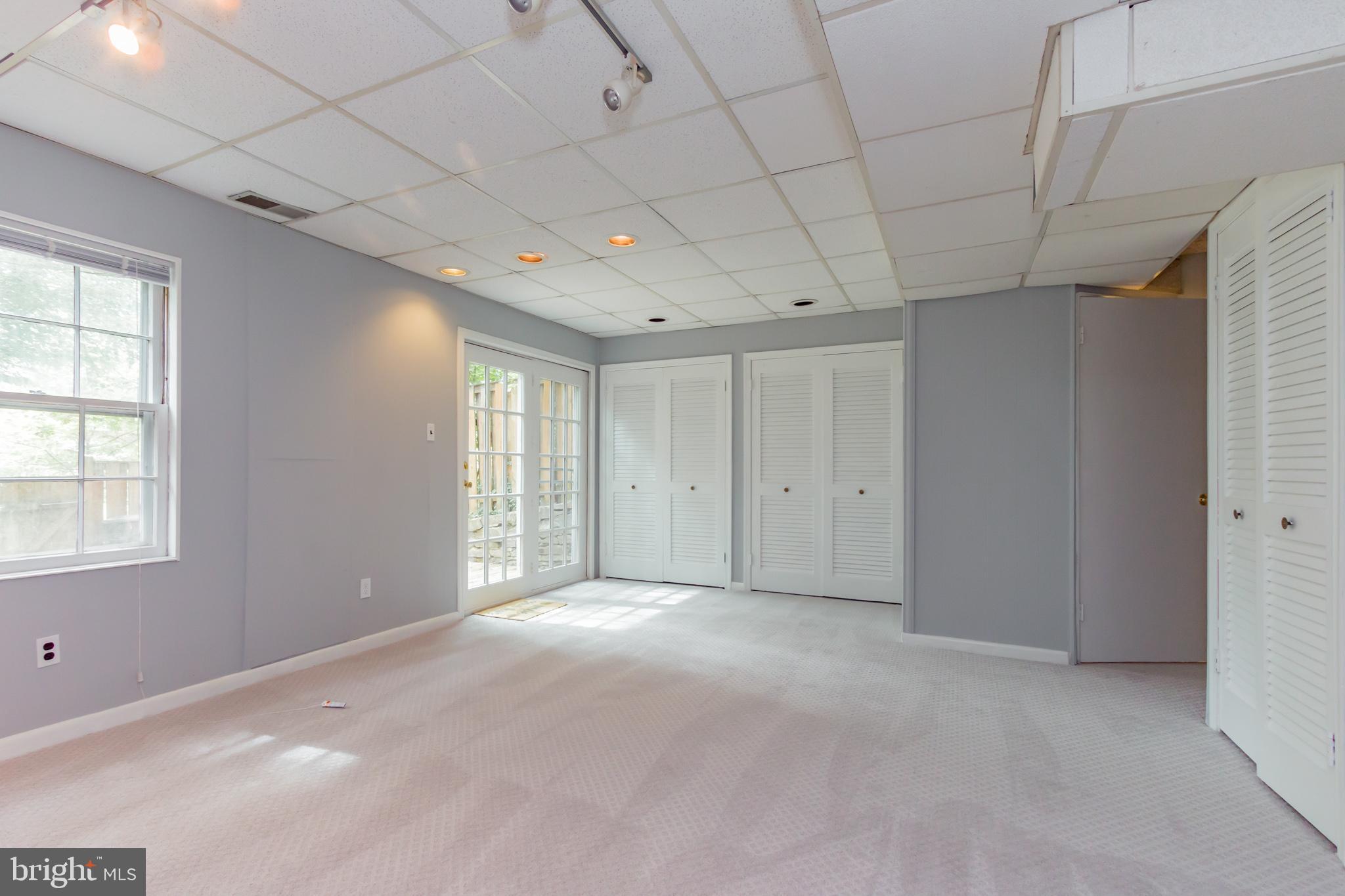 15 Oak Shade Road Gaithersburg, MD 20878 - Photo 26 of 30 Gallery Image 26