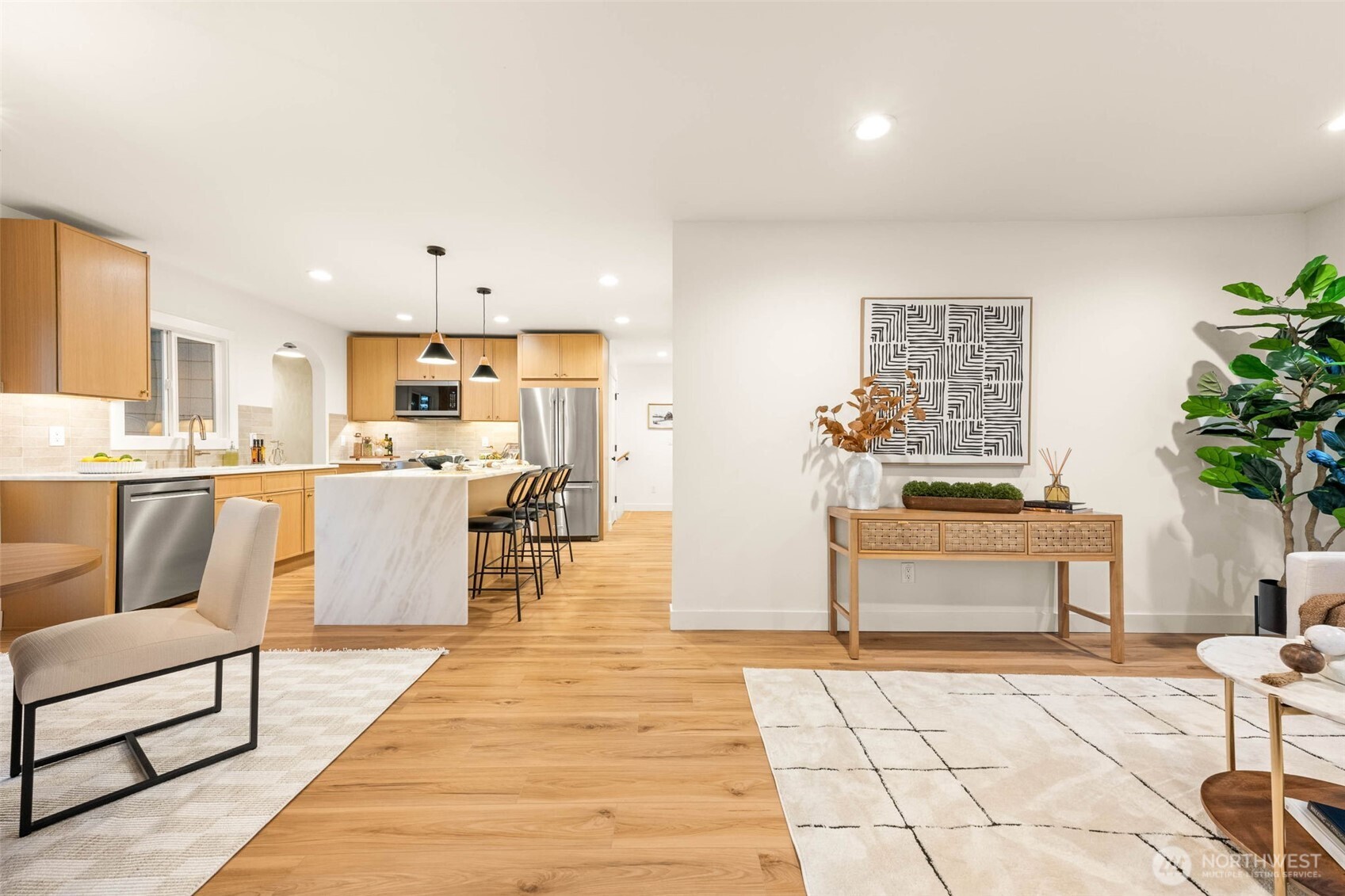 1128 North 77th Street Seattle, WA 98103 - Photo 3 of 38