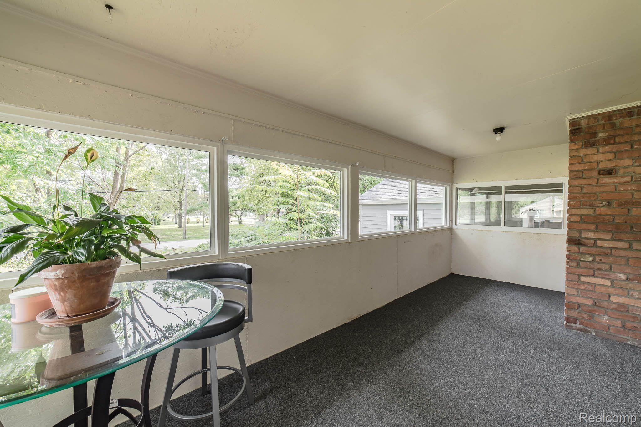 8317 Russell Street Utica, MI 48317 - Photo 27 of 40 Gallery Image 27