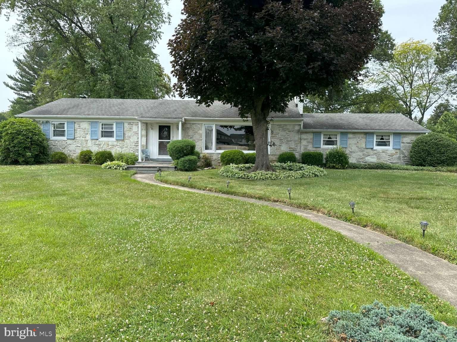 3860 Jeffrey Road Huntingdon Valley, PA 19006 - Photo 1 of 18