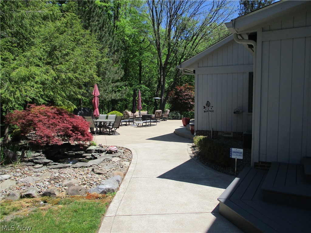 29099 Bryce Road Cleveland, OH 44124 - Photo 28 of 32