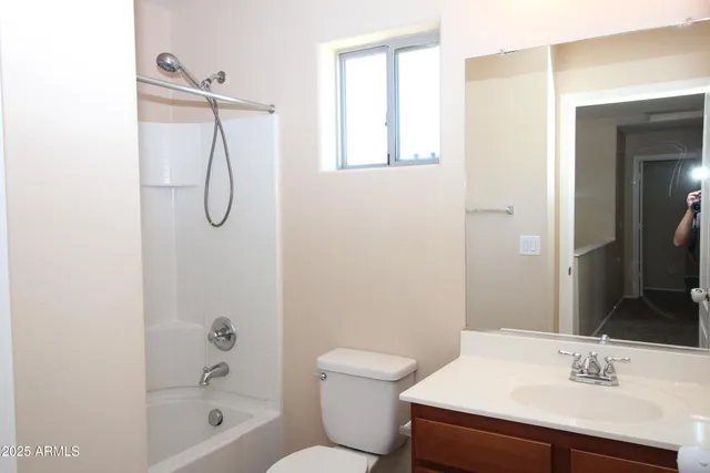 $1,800 | 1578 West San Tan Hills Drive, San Tan Valley, AZ 85144