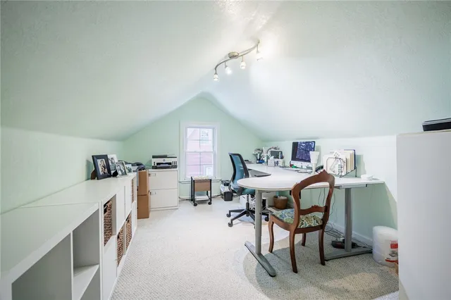 $3,500 | 230 San Gabriel Drive, Rochester, NY 14610