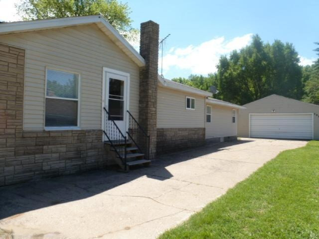2894 Territorial Road Benton Harbor, MI 49022 - Photo 1 of 13 Primary Photo