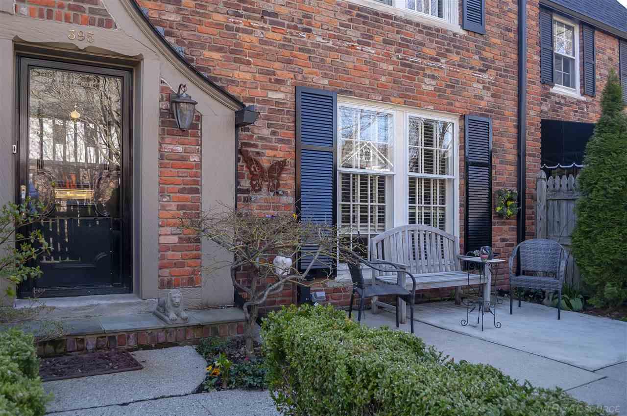 395 Rivard Boulevard Grosse Pointe, MI 48230 - Photo 5 of 54 31378482-4.JPG