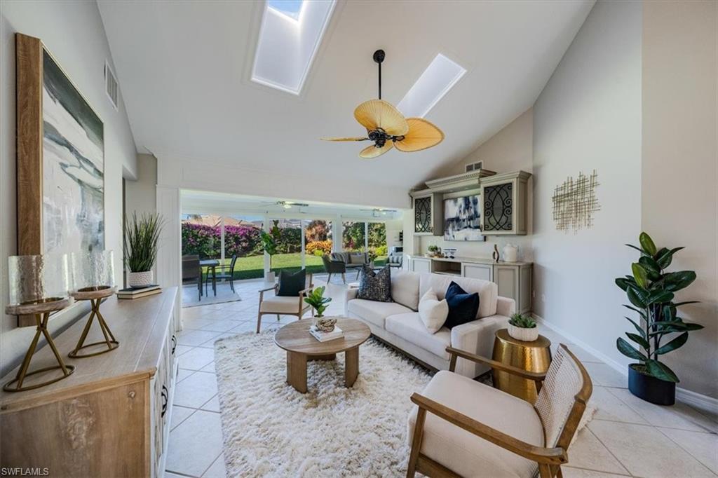 812 Reef Point Circle, Unit 75 Naples, FL 34108 - Photo 3 of 18 Gallery Image 3