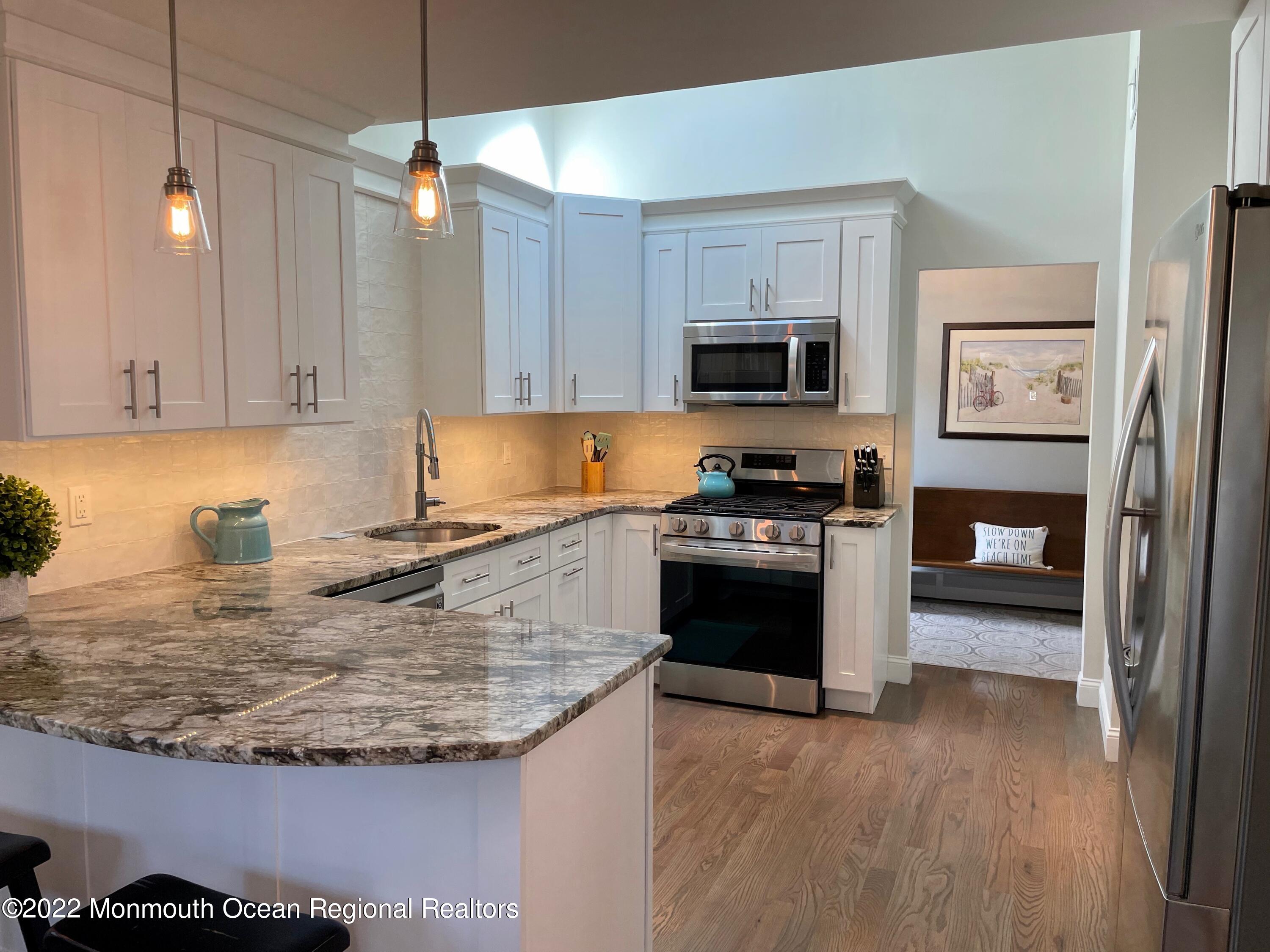 641 Valley Road Brielle, NJ 08730 - Photo 7 of 28 6