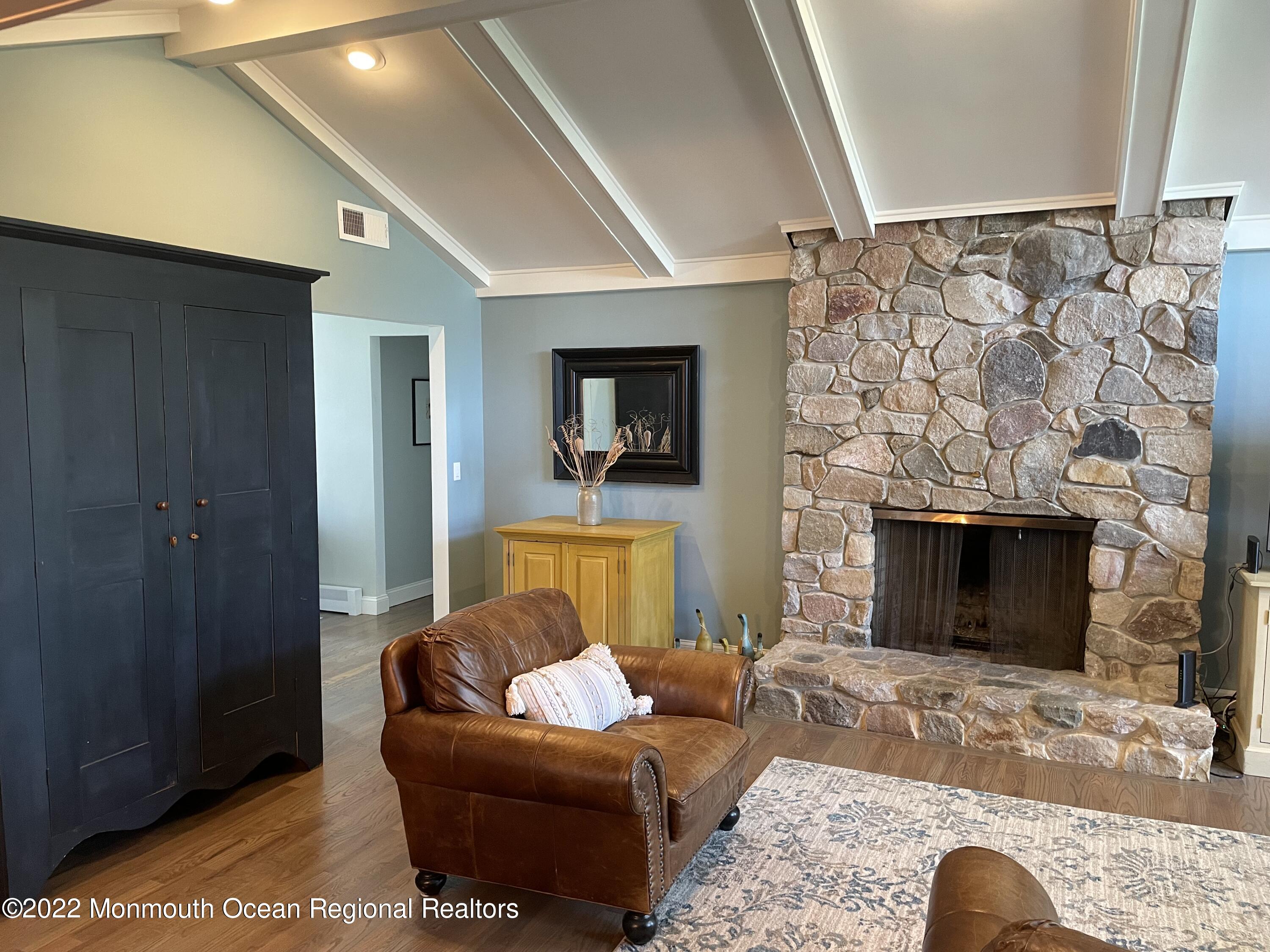 641 Valley Road Brielle, NJ 08730 - Photo 9 of 28 9