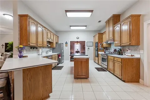 $500,000 | 321 Lake David Drive, Picayune, MS 39466