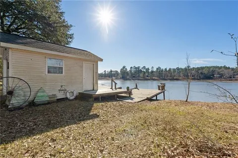 $500,000 | 321 Lake David Drive, Picayune, MS 39466