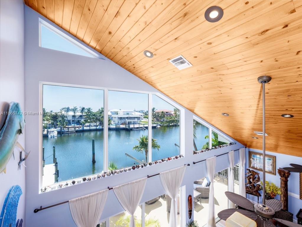 14 Ave F Marathon, FL 33050 - Photo 21 of 57