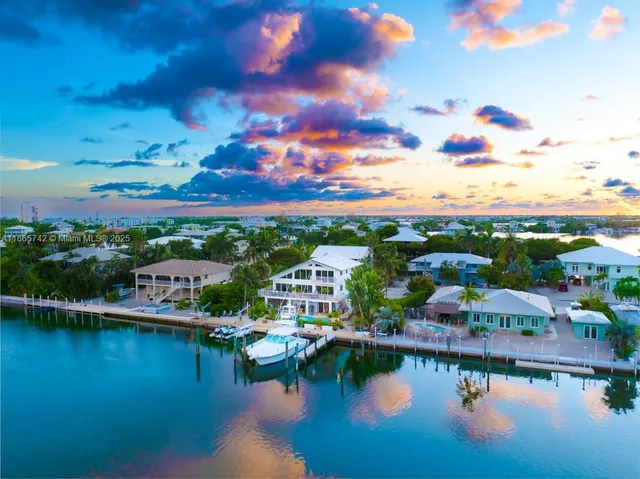 $2,995,000 | 14 Ave F, Marathon, FL 33050