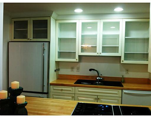 458 Sulgrave Road Pittsburgh, PA 15211 - Photo 6 of 14 Kitchen.