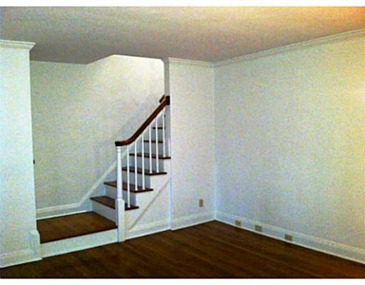 458 Sulgrave Road Pittsburgh, PA 15211 - Photo 9 of 14 Living Room.