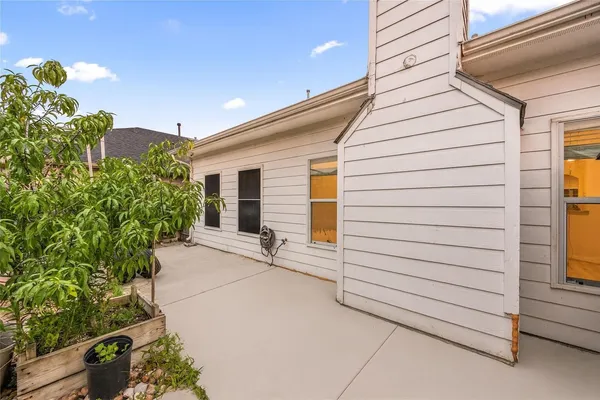 $2,295 | 21327 Colton Cove Drive, Houston, TX 77095