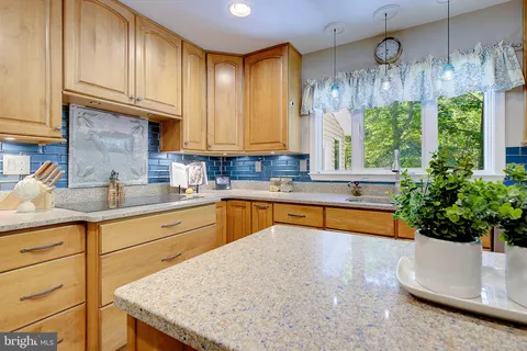 $729,000 | 10410 3 Doctors Road, Dunkirk, MD 20754