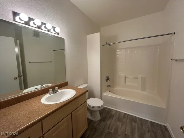$192,800 | 8250 North Grand Canyon Drive, Unit 2019, Las Vegas, NV 89166