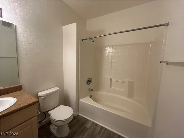 $192,800 | 8250 North Grand Canyon Drive, Unit 2019, Las Vegas, NV 89166