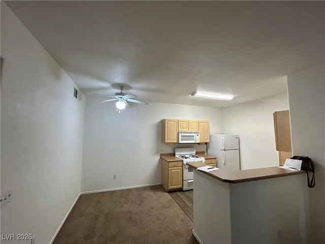 $192,800 | 8250 North Grand Canyon Drive, Unit 2019, Las Vegas, NV 89166