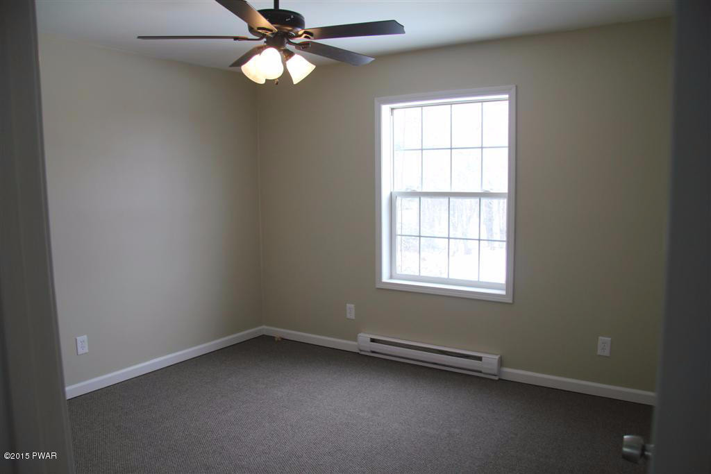 229 Rosencranse Road Honesdale, PA 18431 - Photo 11 of 29 Gallery Image 11