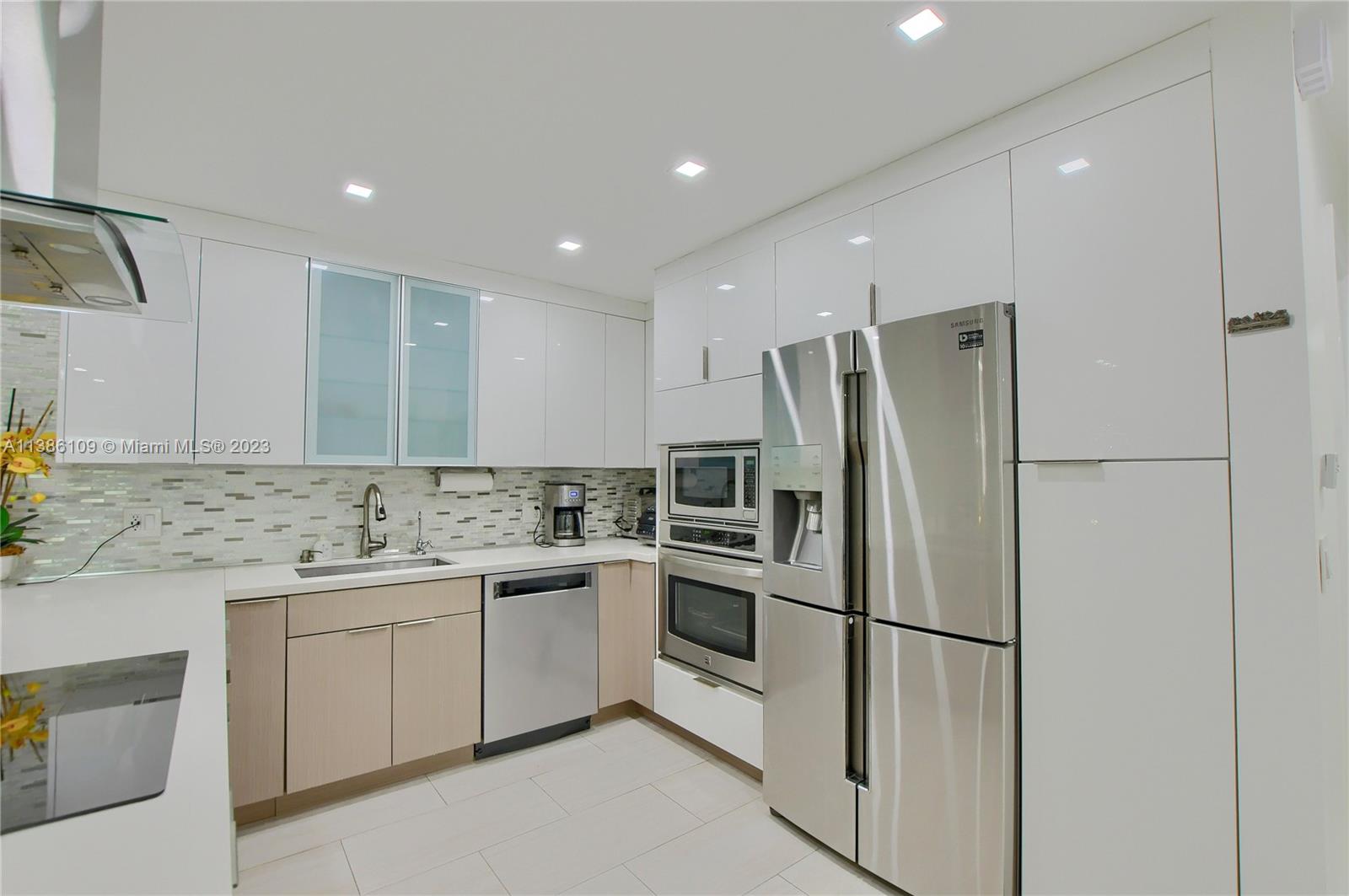 22745 Southwest 66th Avenue, Unit 206 Boca Raton, FL 33428 - Photo 9 of 35 Gallery Image 9